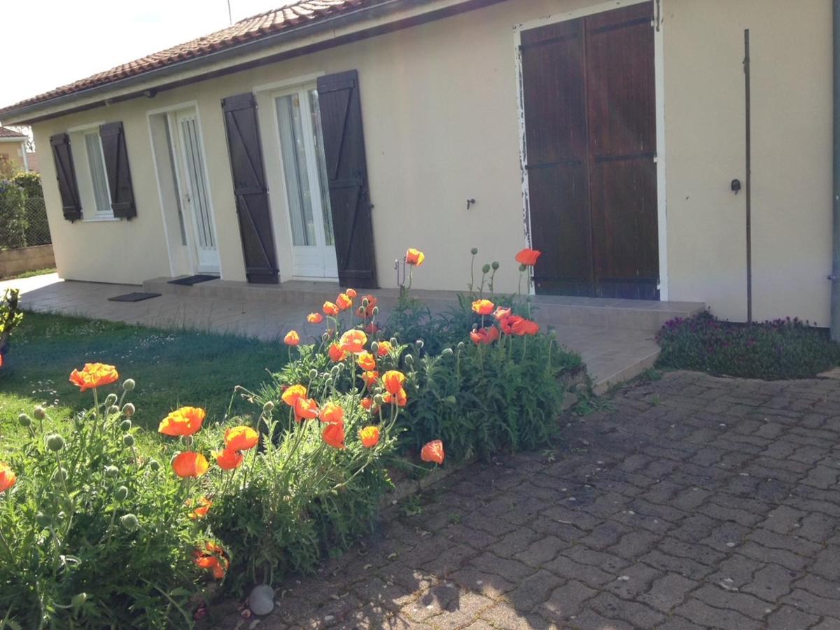 Les Petits Paniers Bed and Breakfast Rivieres  Buitenkant foto